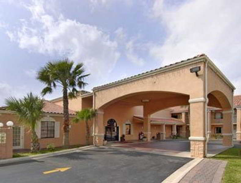 Hotel Super 8 By Wyndham South Padre Island Exterior foto